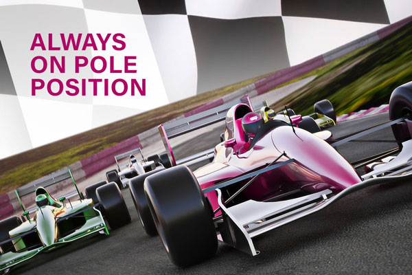 MSA Fleet Consulting | Über uns 4 Always on Pole Position - Das Bild mit dem MSA-Formel1-Wagen auf dem vorderen Platz auf der Formel 1 Strecke